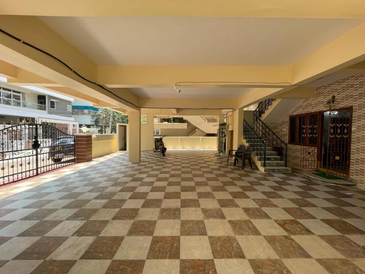 Servostay 5 Fully Furnished 2 Bhk Flats In Mvp Colony, Vizag فيساخاباتنام المظهر الخارجي الصورة